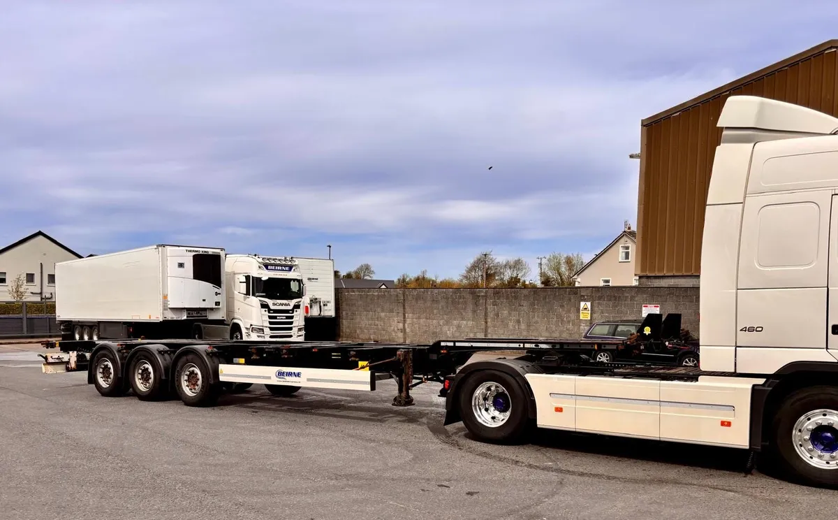 Krone Lowride Container Skelly - Image 3