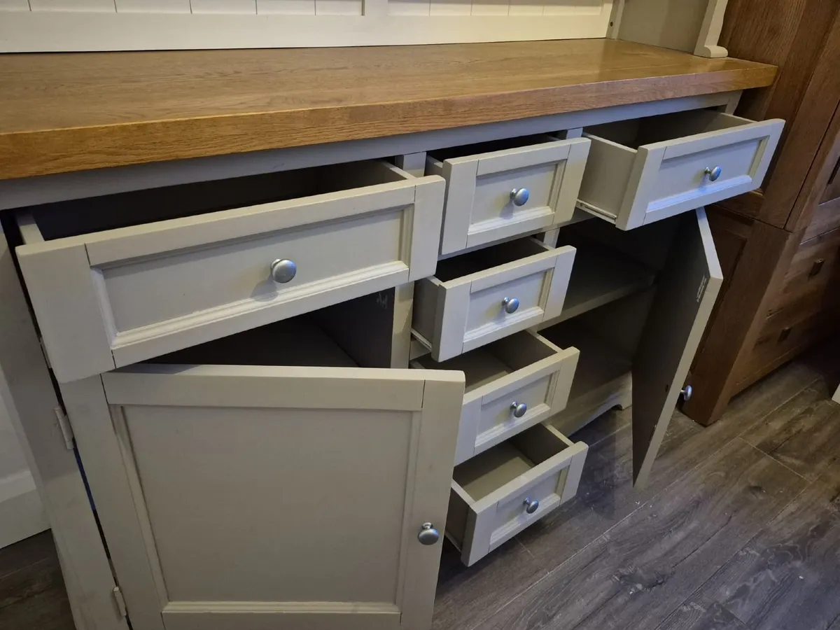 Kitchen dresser - Image 2