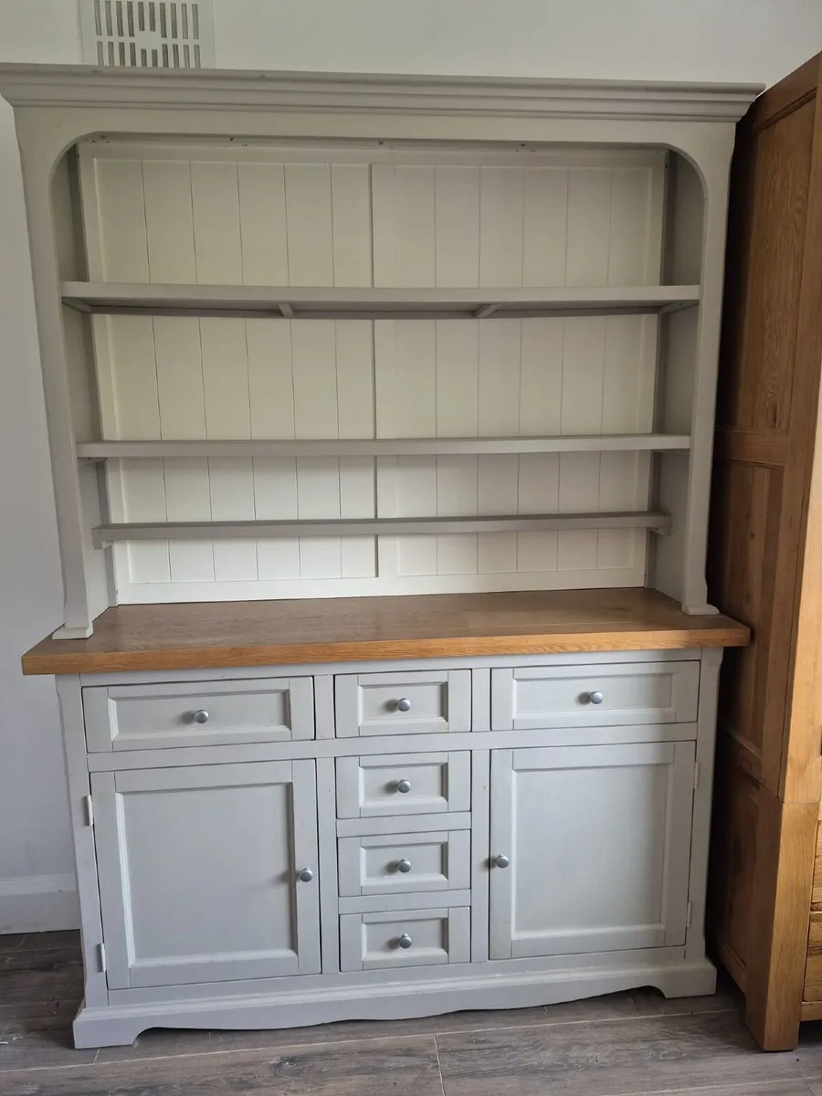 Kitchen dresser - Image 1