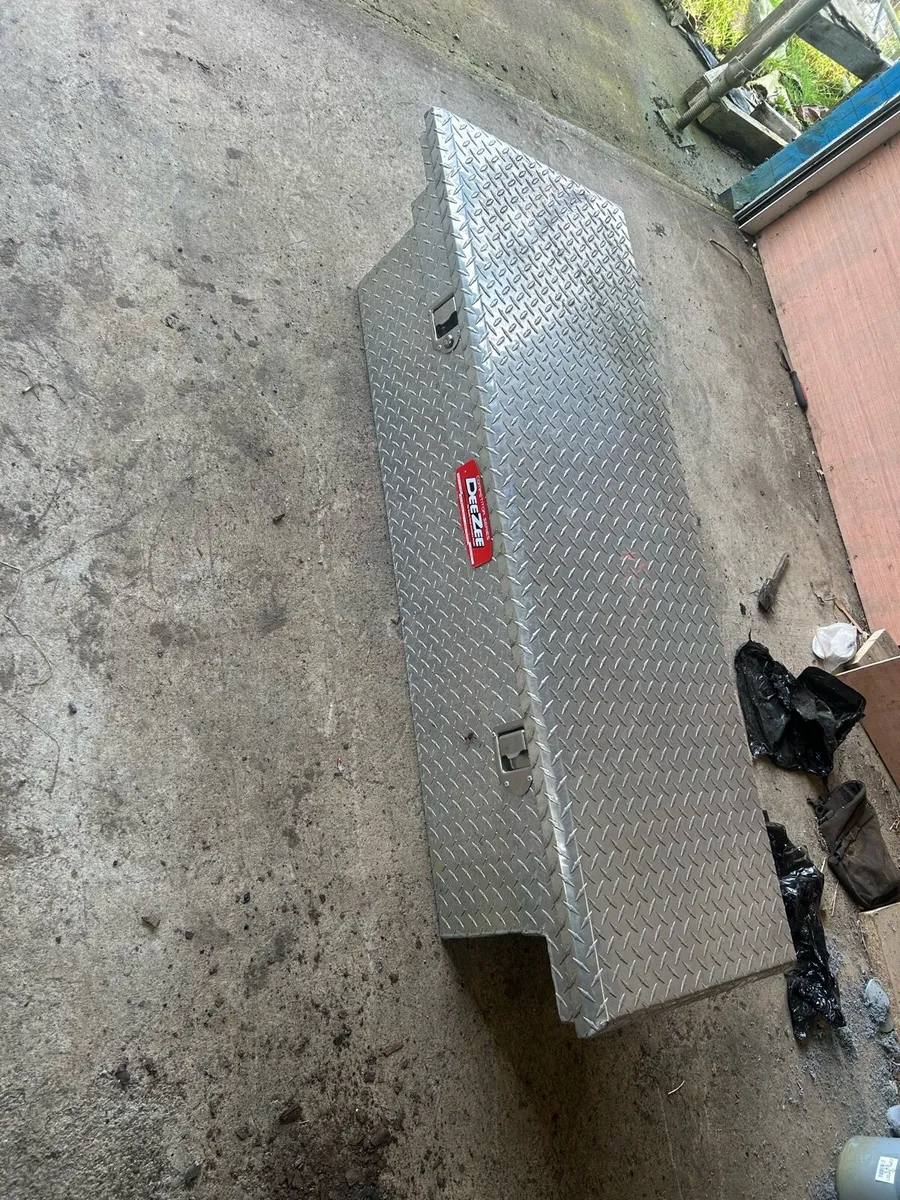 Pickup toolbox - Image 1