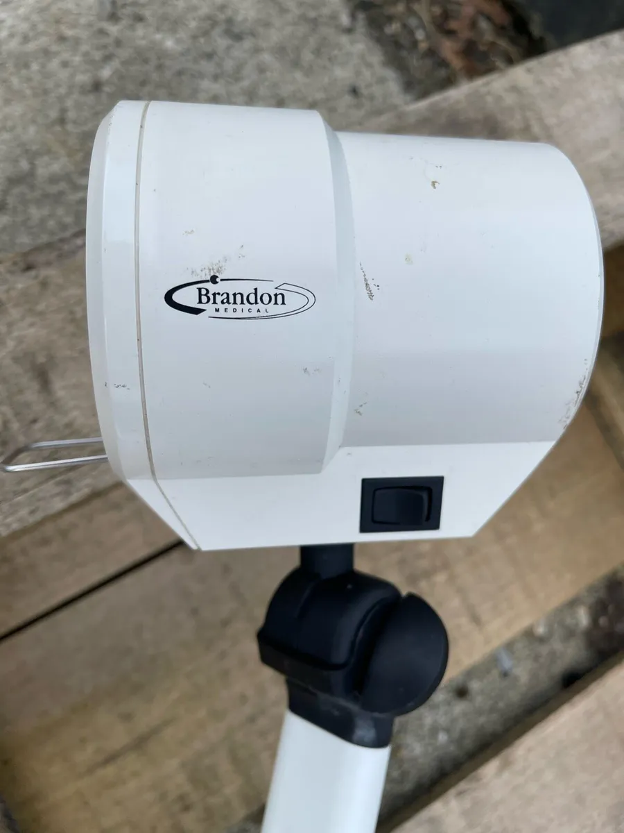 Brandon Medical Examination light - Image 3