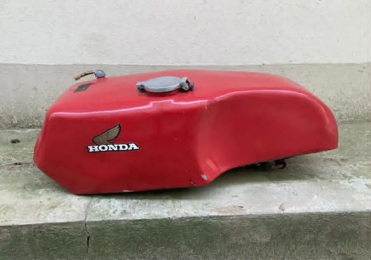 TZ250 350 c & d model aluminium tank - Image 2