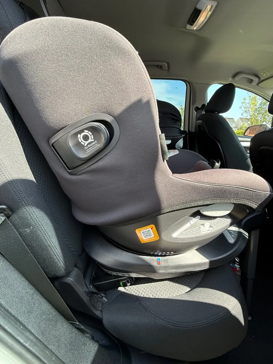 Car seat - Image 3