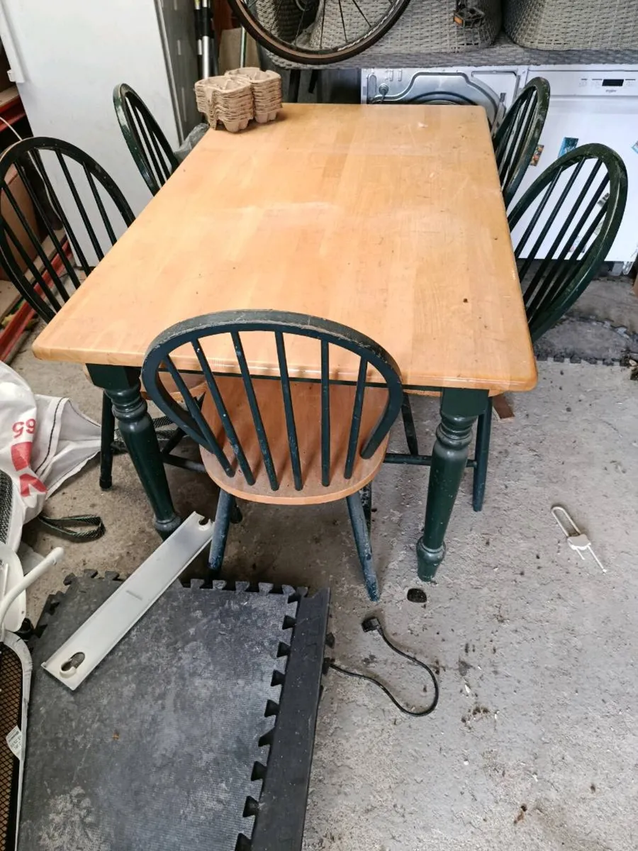 Table and 5 chairs