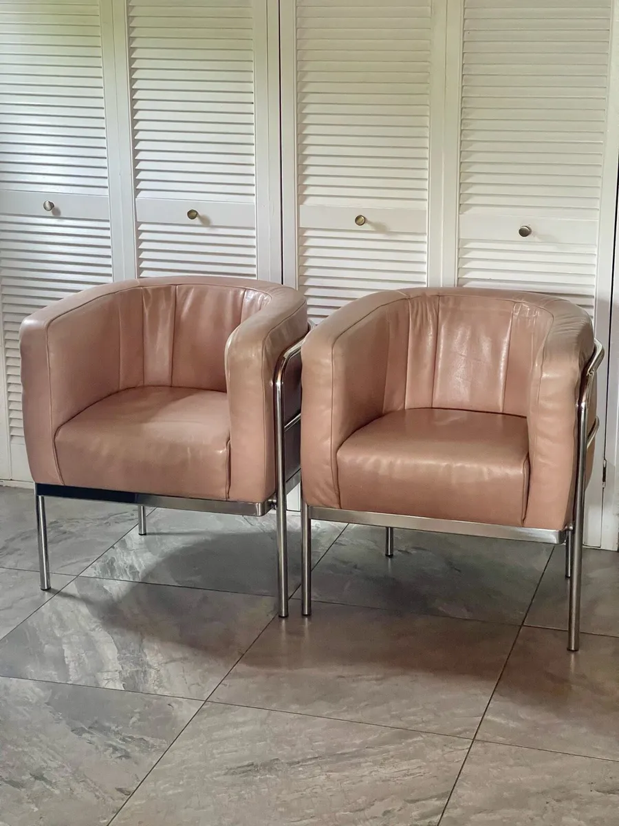 Mid century matching pair of armchairs - Image 1