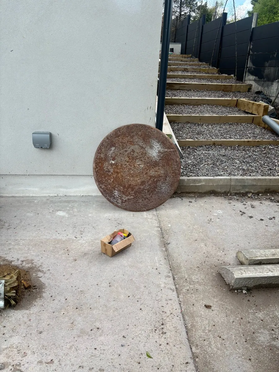 Concrete power float wheel - Image 1