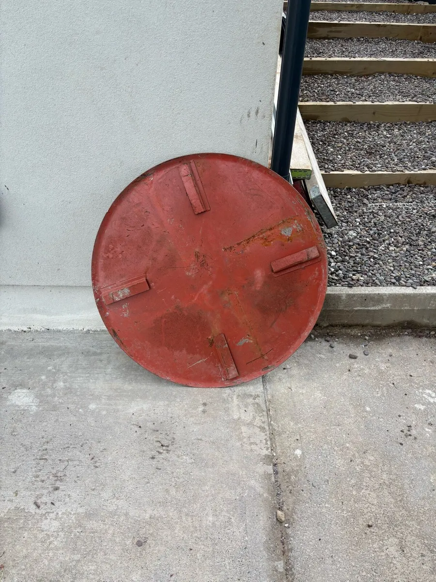 Concrete power float wheel - Image 3