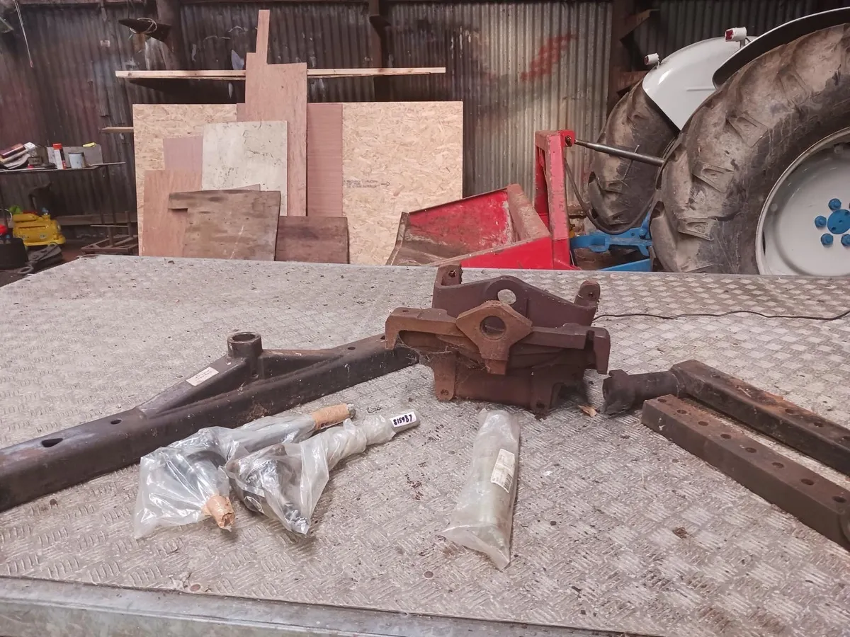 Tractor parts MF135