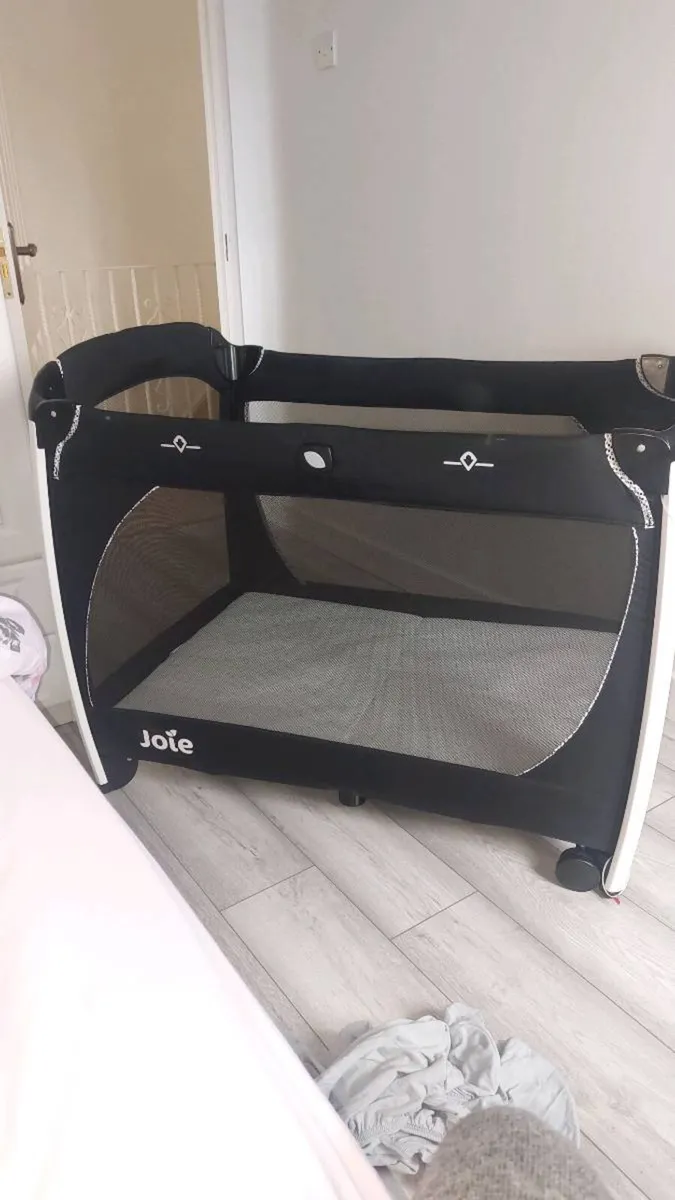 Travel Cot - Image 1