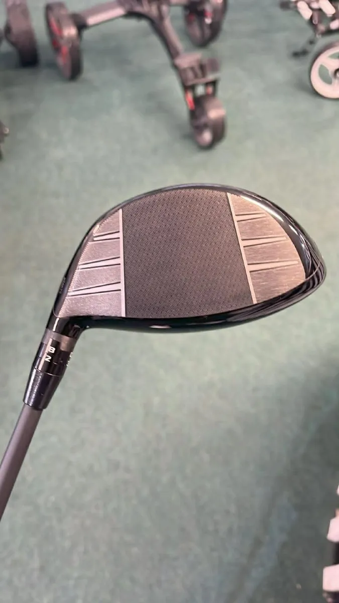 New Titleist GT4 9.0 Px  Hzardus 6.0 €699 Now €499 - Image 3