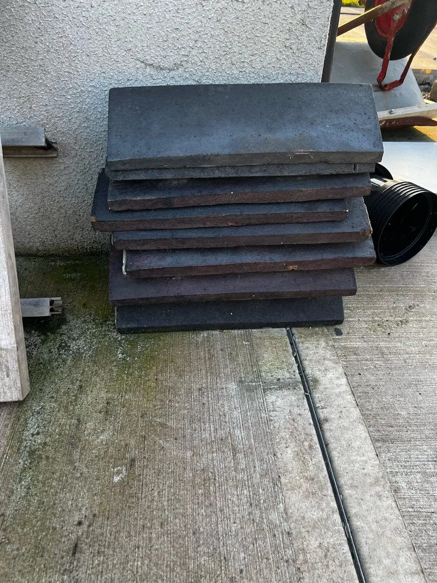 Ridge tiles €5 - Image 2