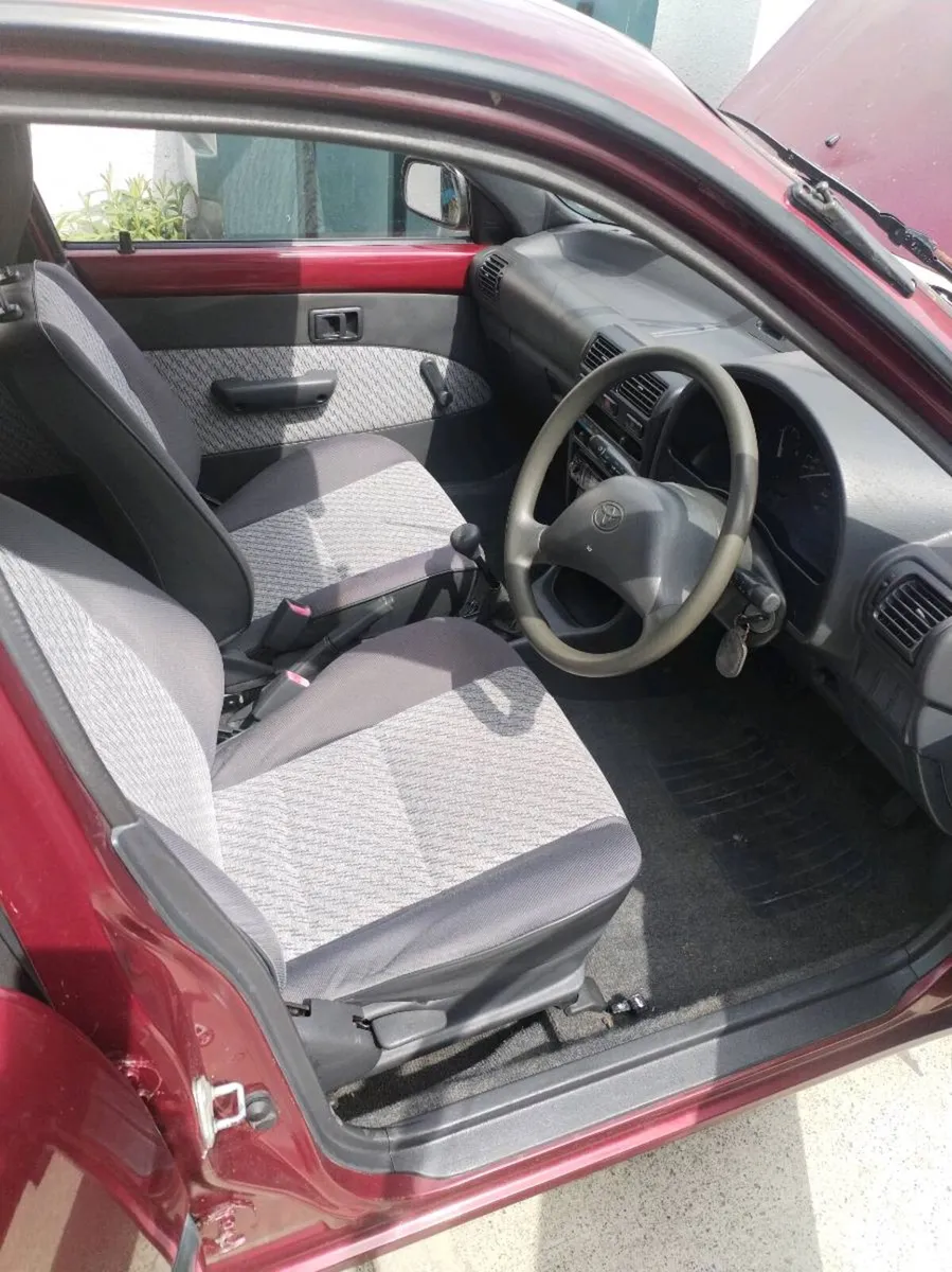 1992 Toyota Starlet - Image 4