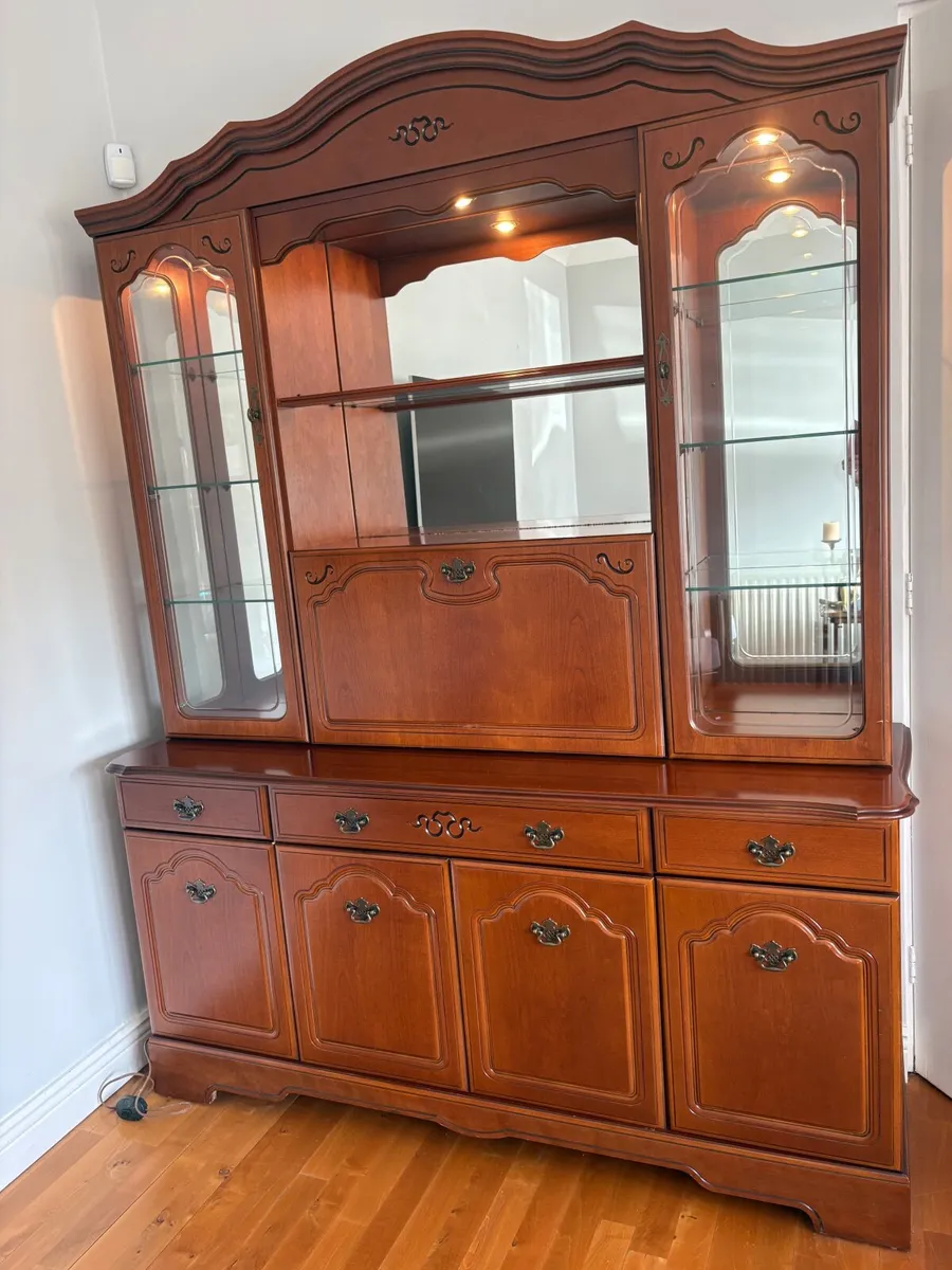 Furniture Drinks and Glasses Cabinet - Image 3