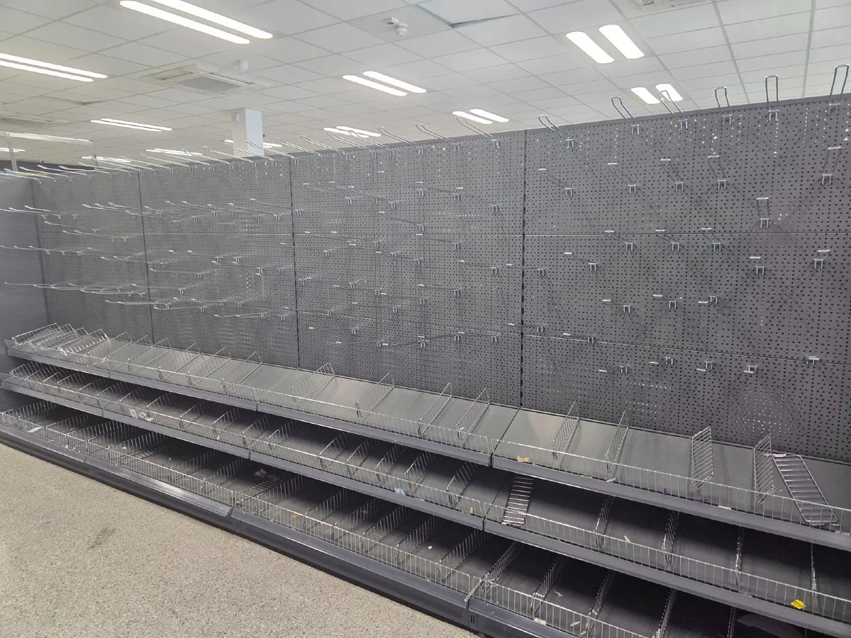 Complete Shop Shelving - Image 2