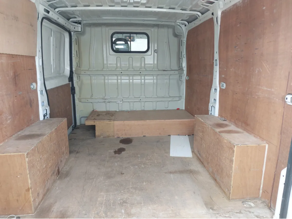 Peugeot Boxer 330 L1 H1 2.0 BLUE HDI 1 110 3DR - Image 3
