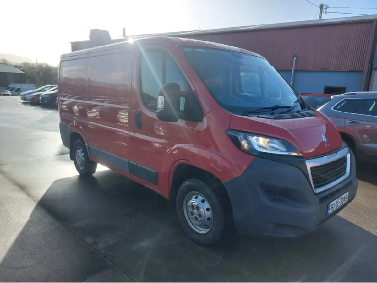 Peugeot Boxer 330 L1 H1 2.2 HDI 110 5DR - Image 2