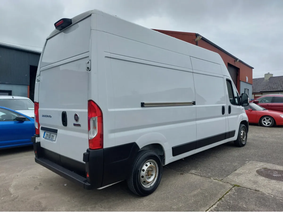 Fiat Ducato LH3 2.3 MULTIJET 140BHP 4DR - Image 4