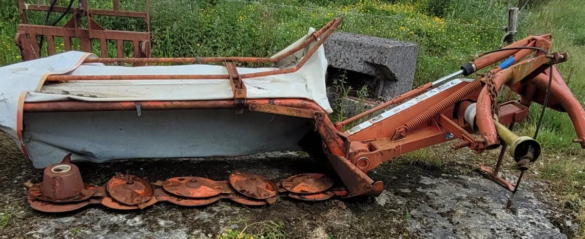 Disc mower Kuhn - Image 1