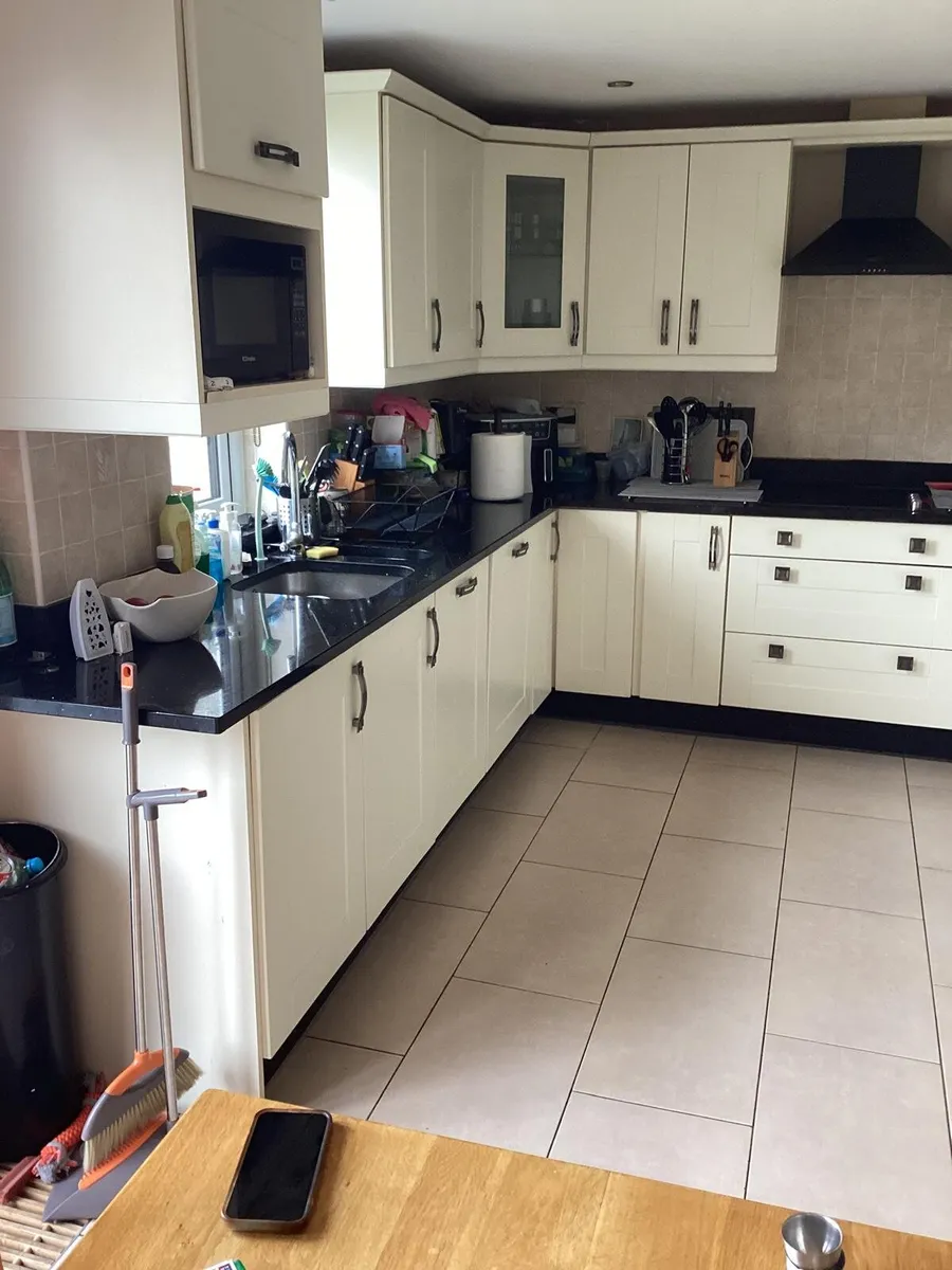 Ivory kitchen - Image 2