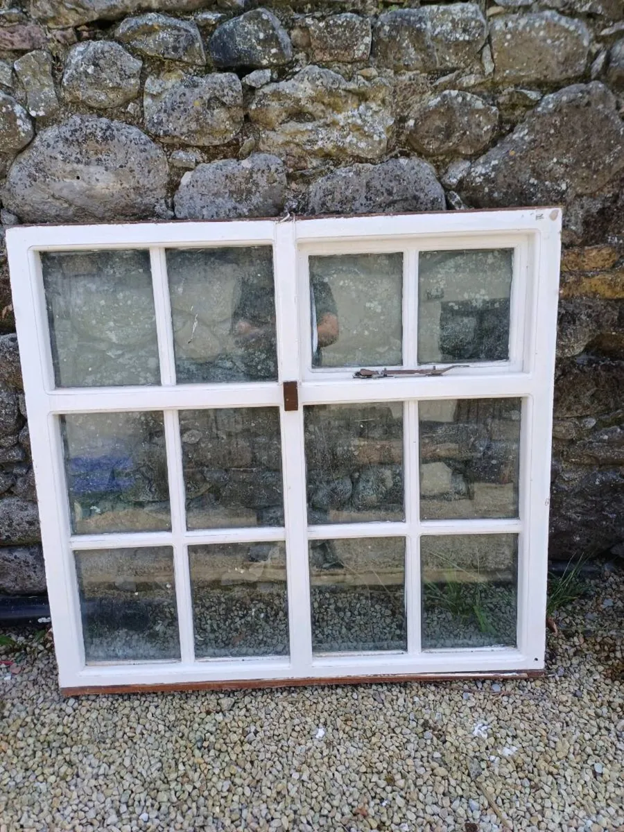 Selection of georgian style teak doors and windows - Image 1