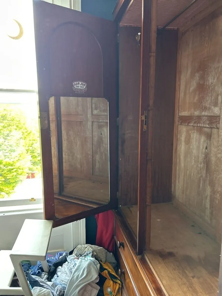 wardrobes - Image 3