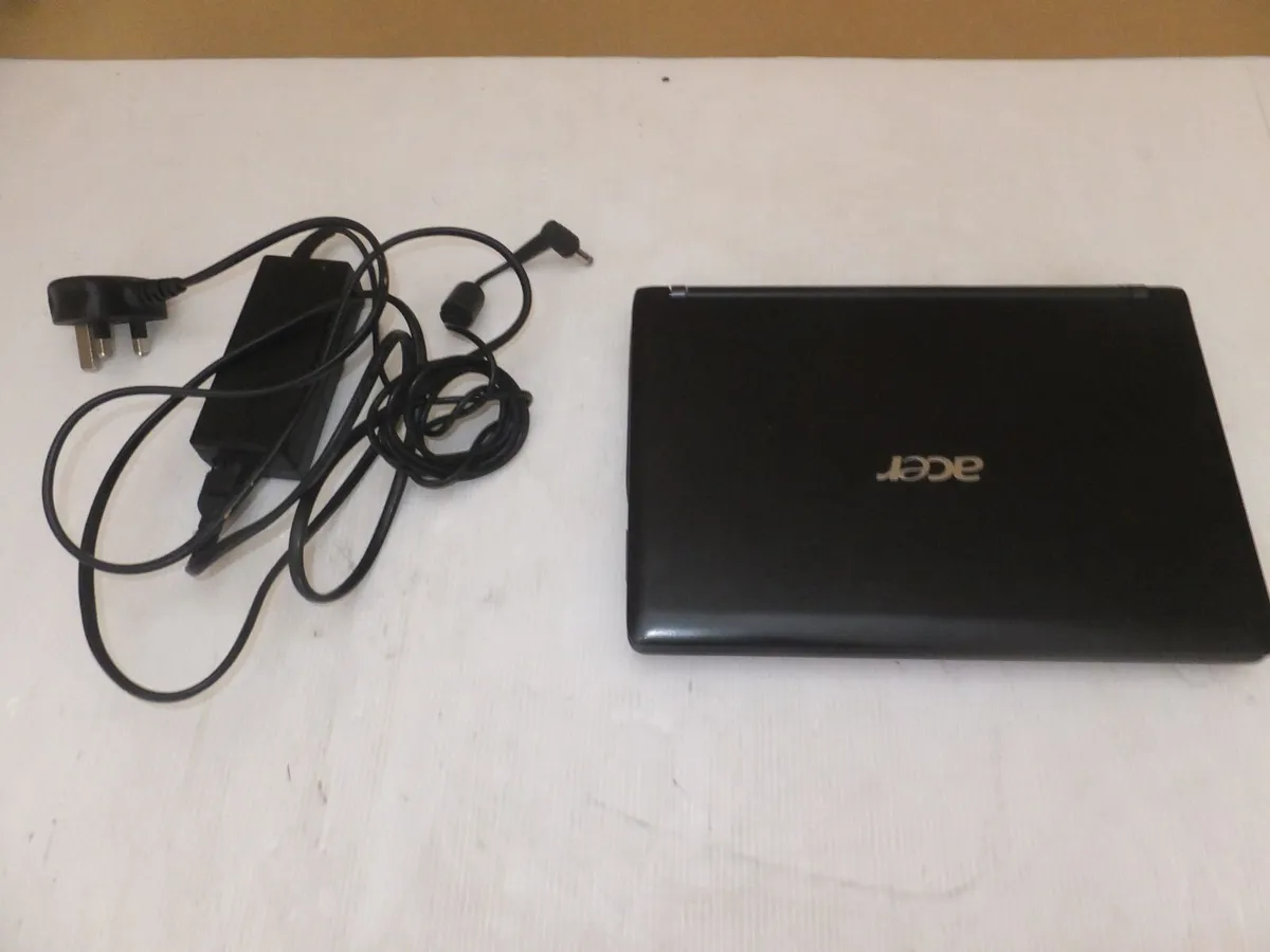 Acer laptop - Image 4