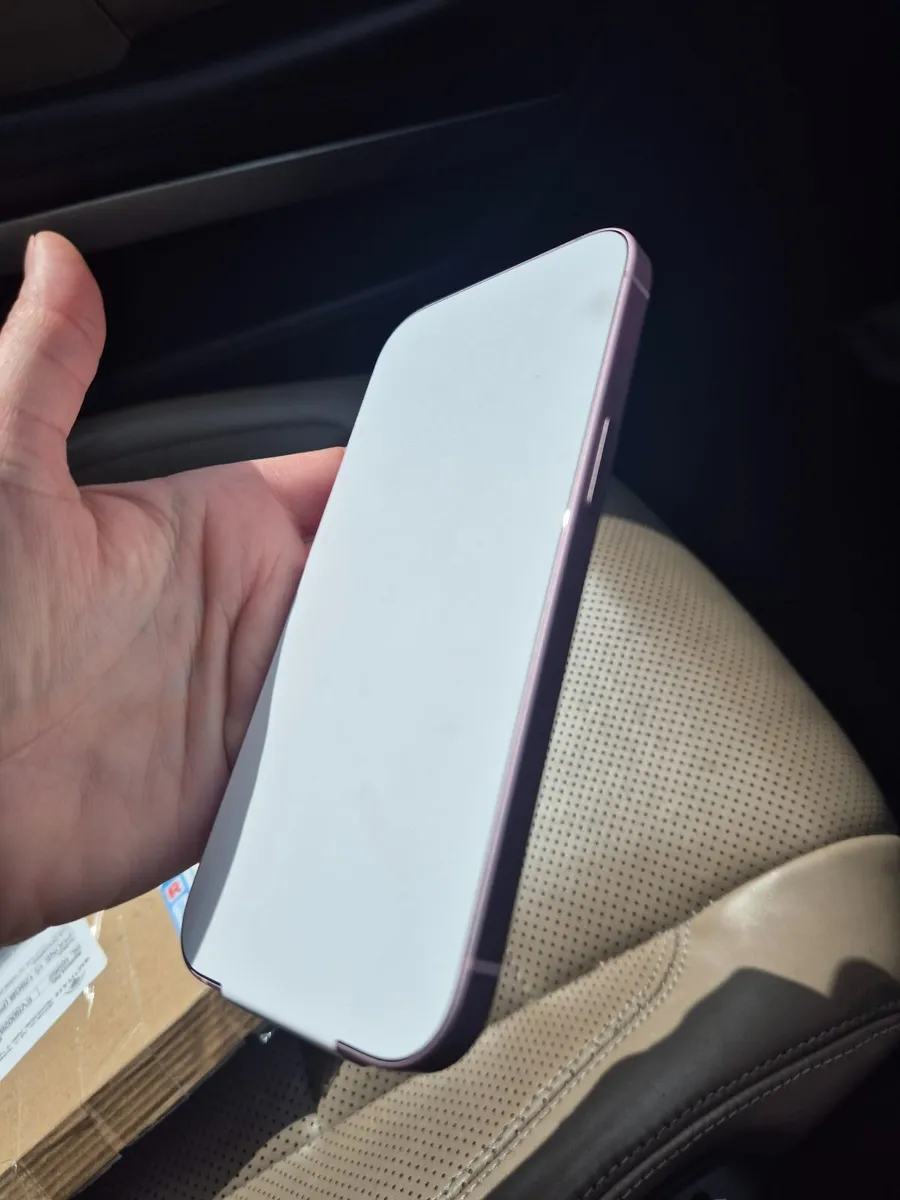 IPHONE 15 PINK BRAND NEW - Image 1
