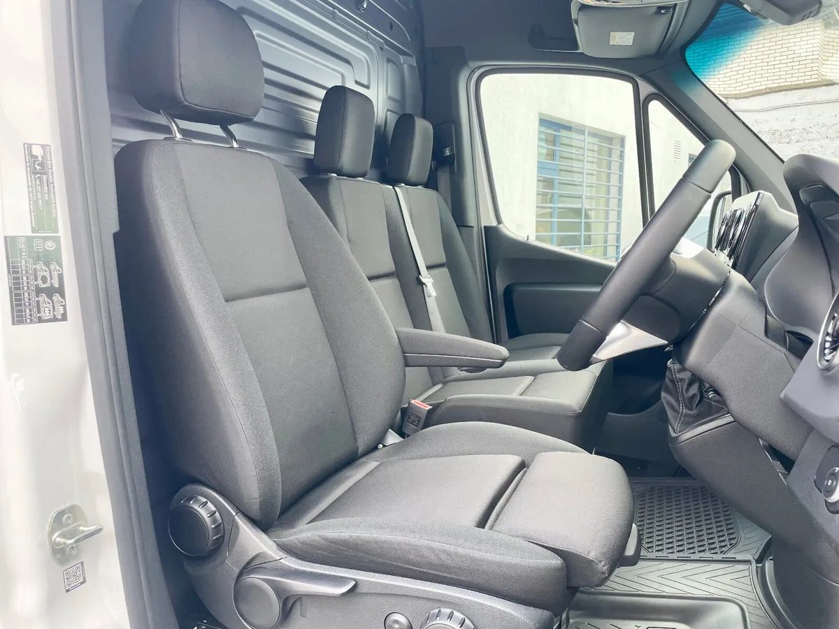 Mercedes-Benz Sprinter 315/43 Select 2.0CDI,2025 - Image 4