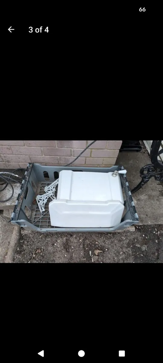 Victorian Style Toilet Cistern - Image 1