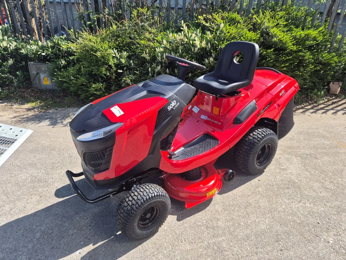 New Solo T 15 93.3 HD-A Ride on Lawnmower - Image 2