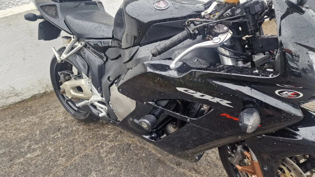 CBR1000RR @ Doyles Athlone - Image 3