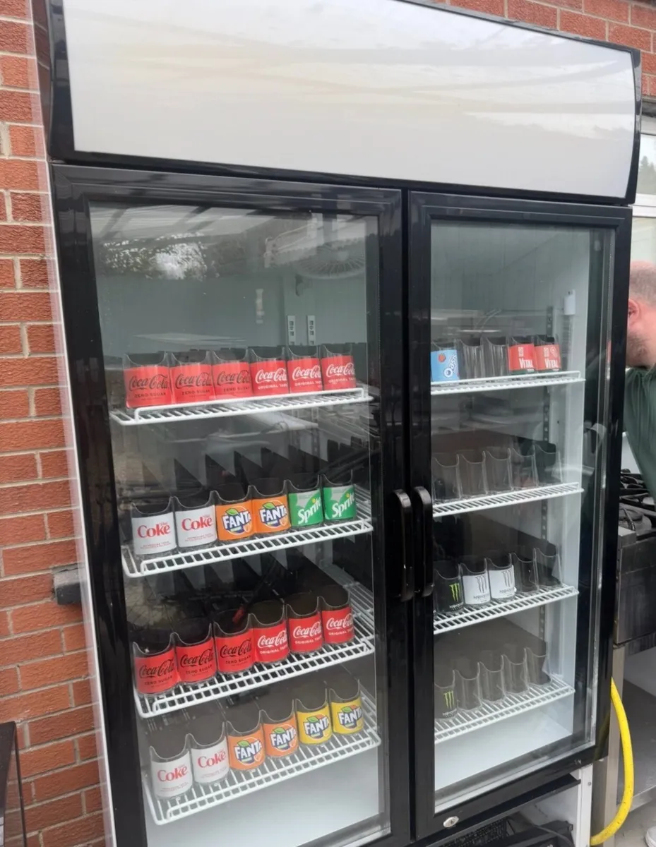 Double door display drink fridge