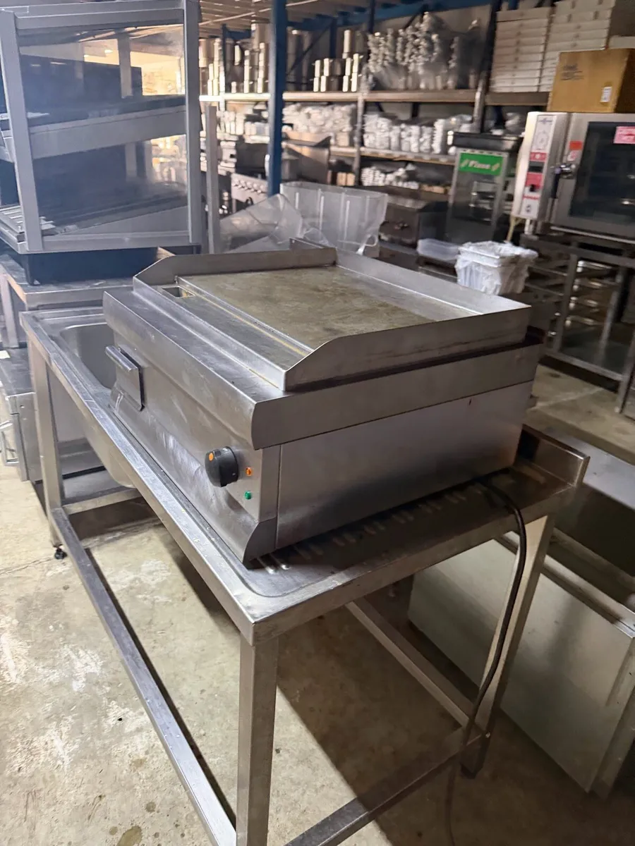 Lincat Electric Griddle - Image 2
