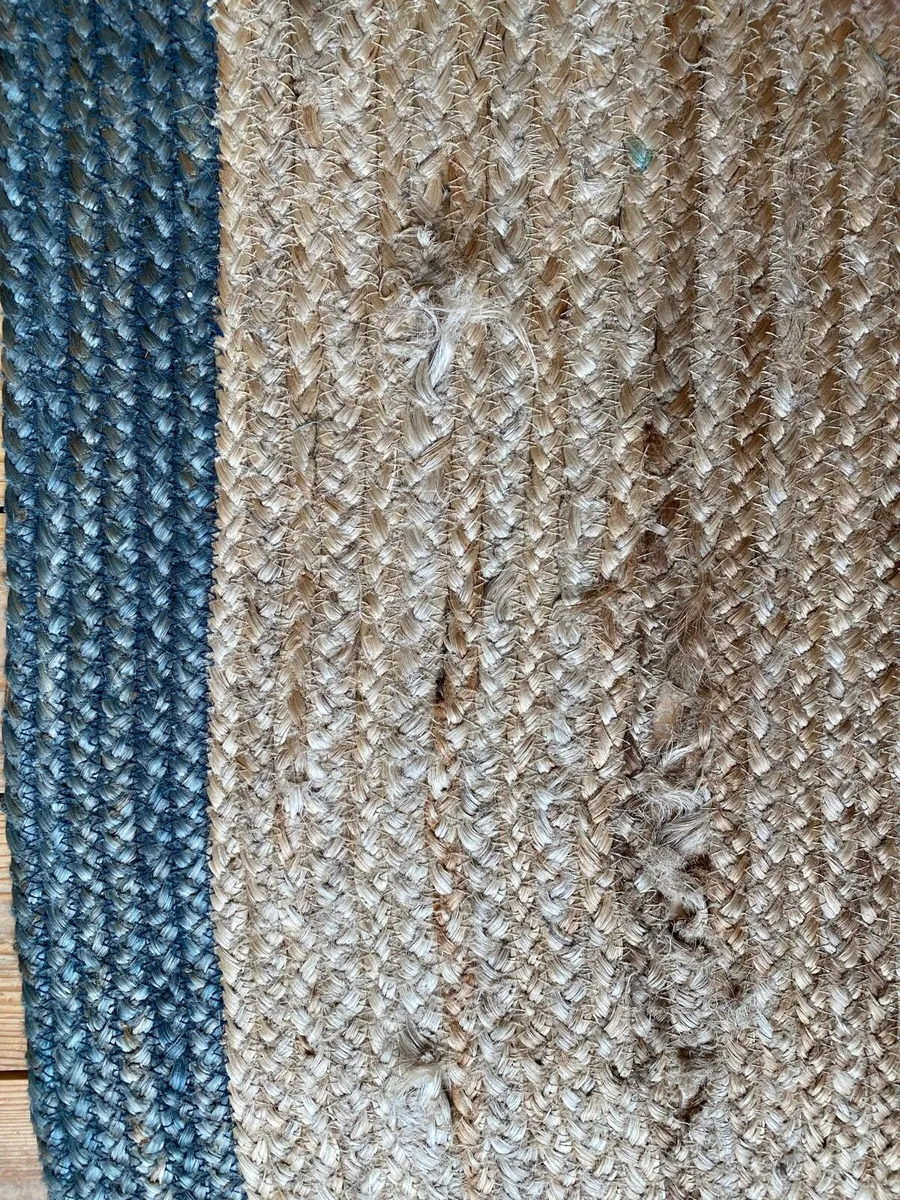 Free rug - Image 3