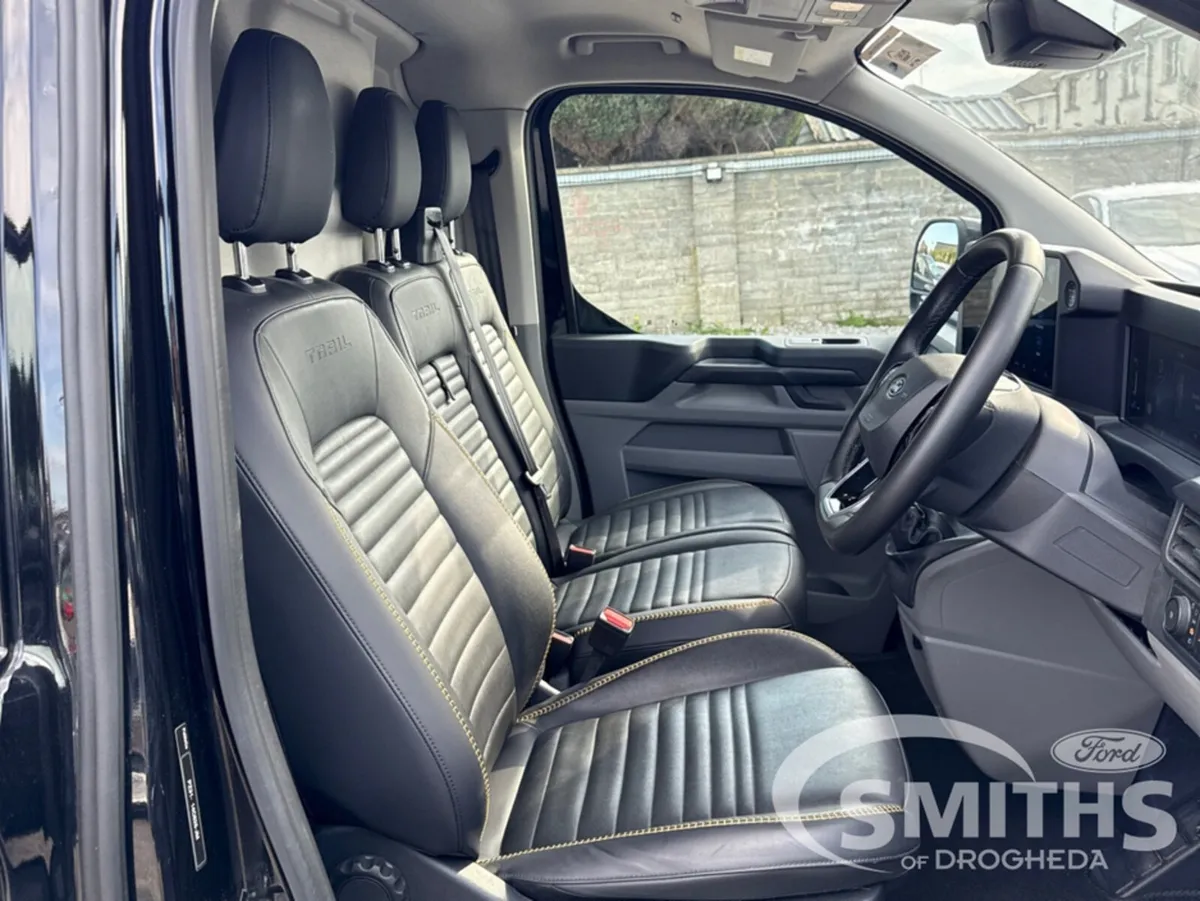 Ford Transit Custom TRAIL 2.0 150PS LWB - Image 4