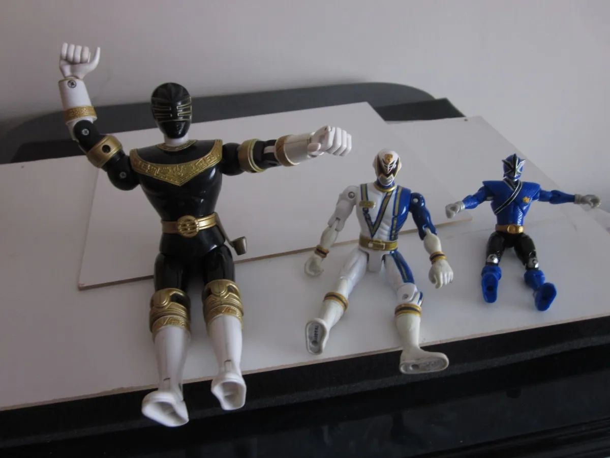 Power Rangers Figures Bundle X3 - Image 3