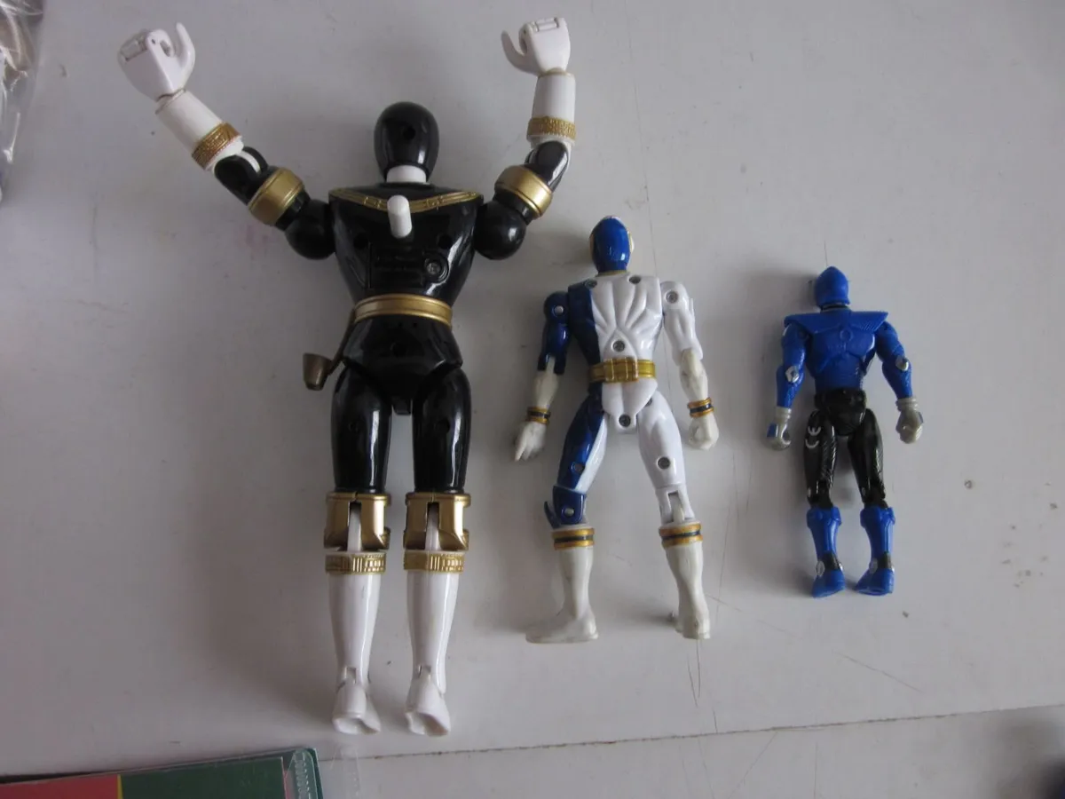 Power Rangers Figures Bundle X3 - Image 4