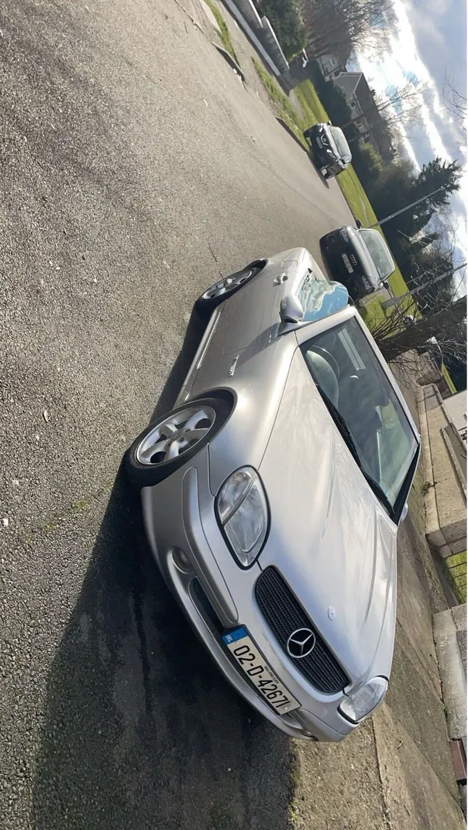 2002 Mercedes Benz SLK - Image 1
