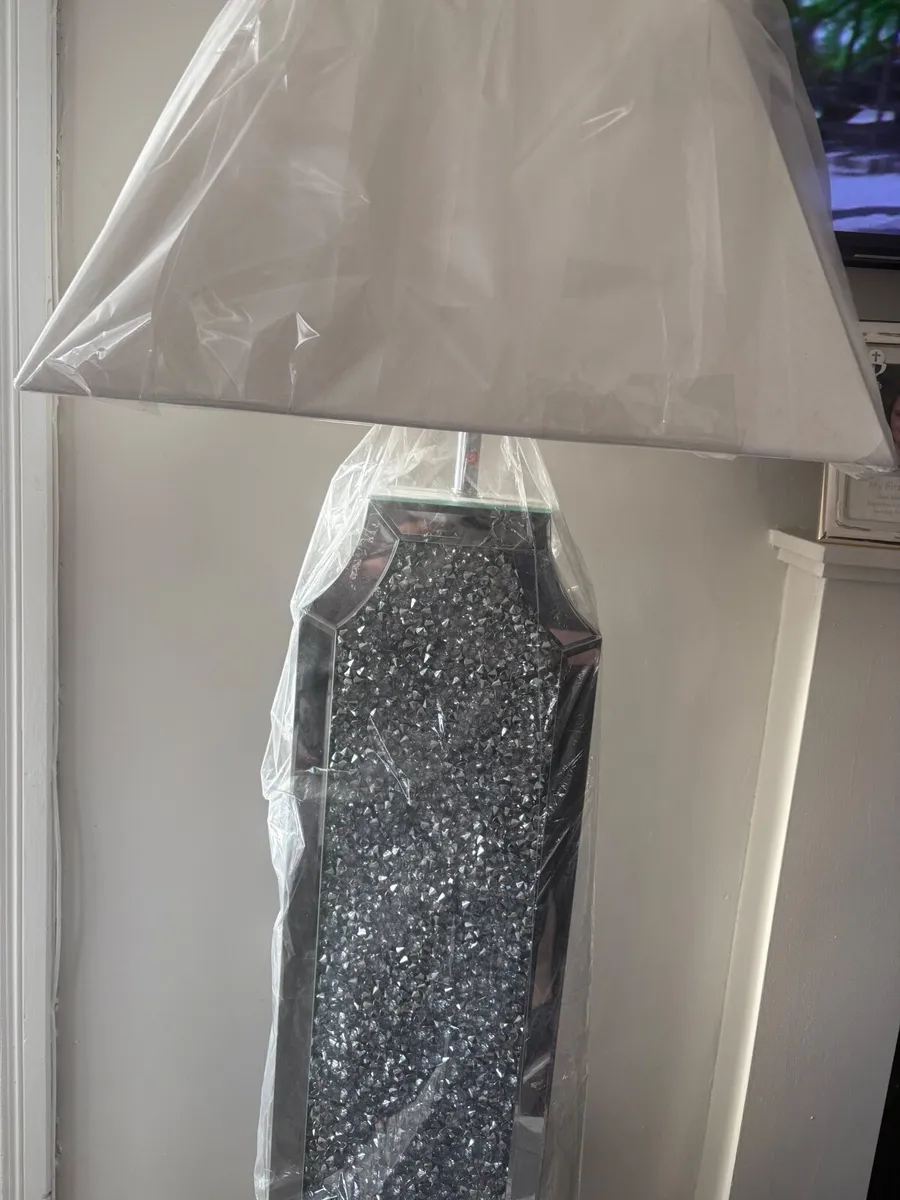 Brand new lamp with tags never been used! - Image 2
