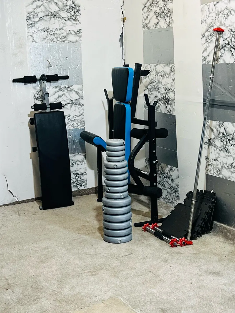 2BENCHS 50KG BARBELL WEIGHT SET MATS DUMBBLES - Image 1