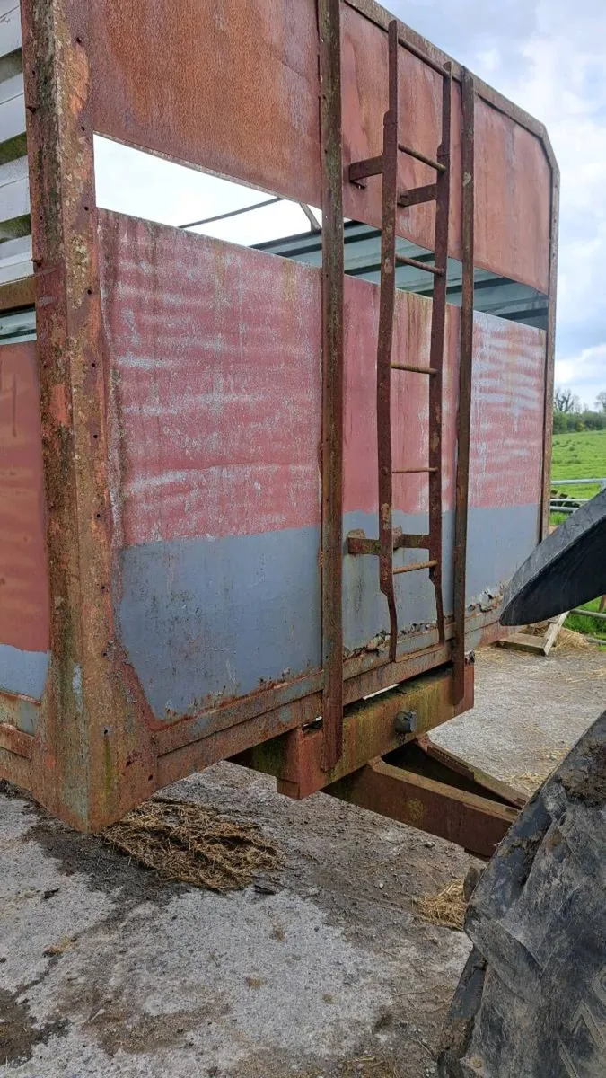 Cattle Trailer - Image 1