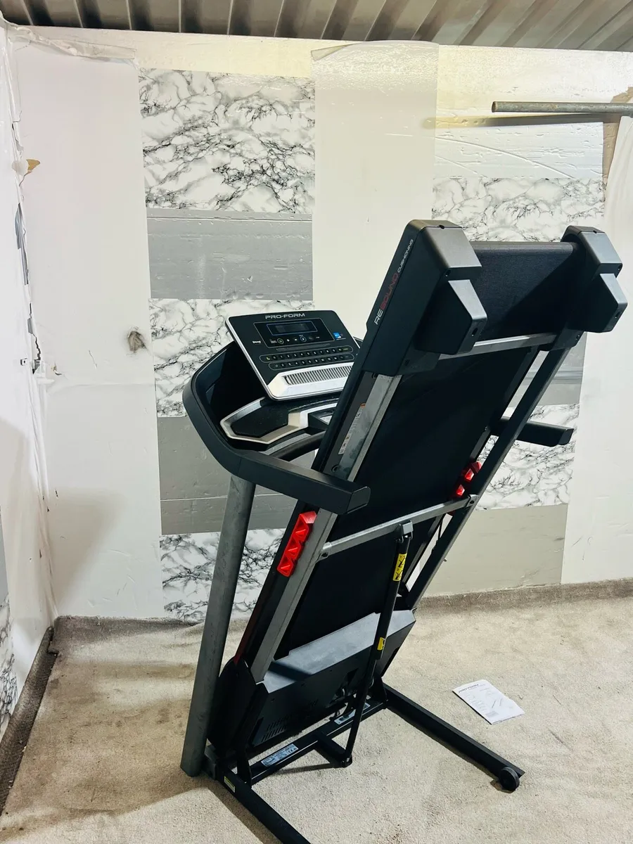 ProForm Power 505CST Folding 135 KG RATED treadmil - Image 3