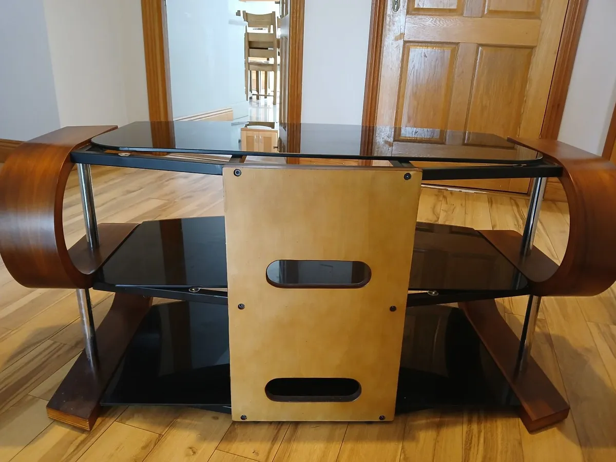 TV Stand - Image 4