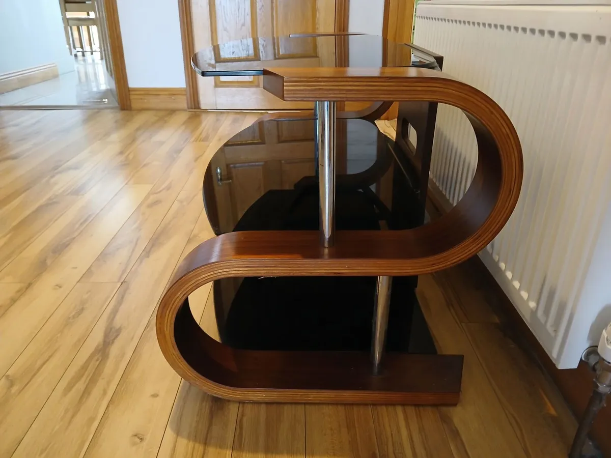 TV Stand - Image 3