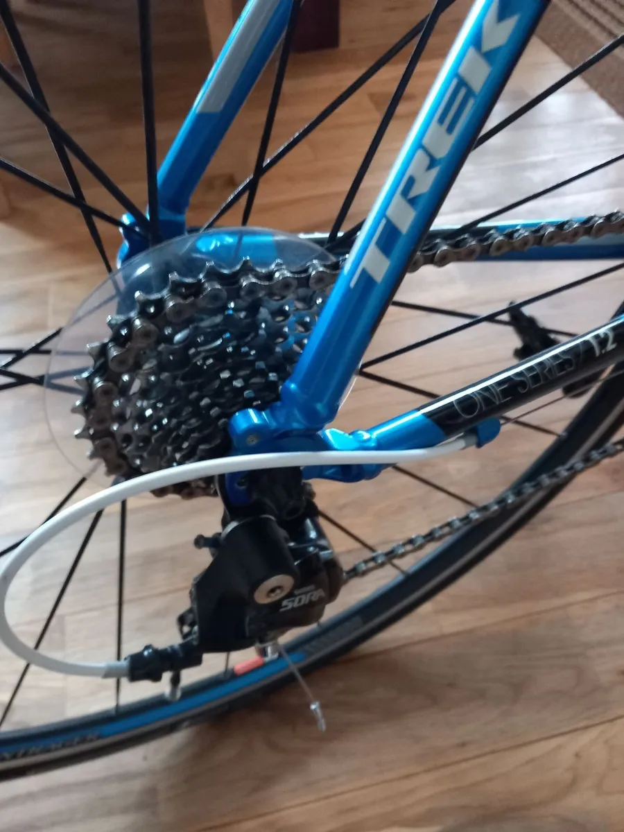 Road Bike - Image 4