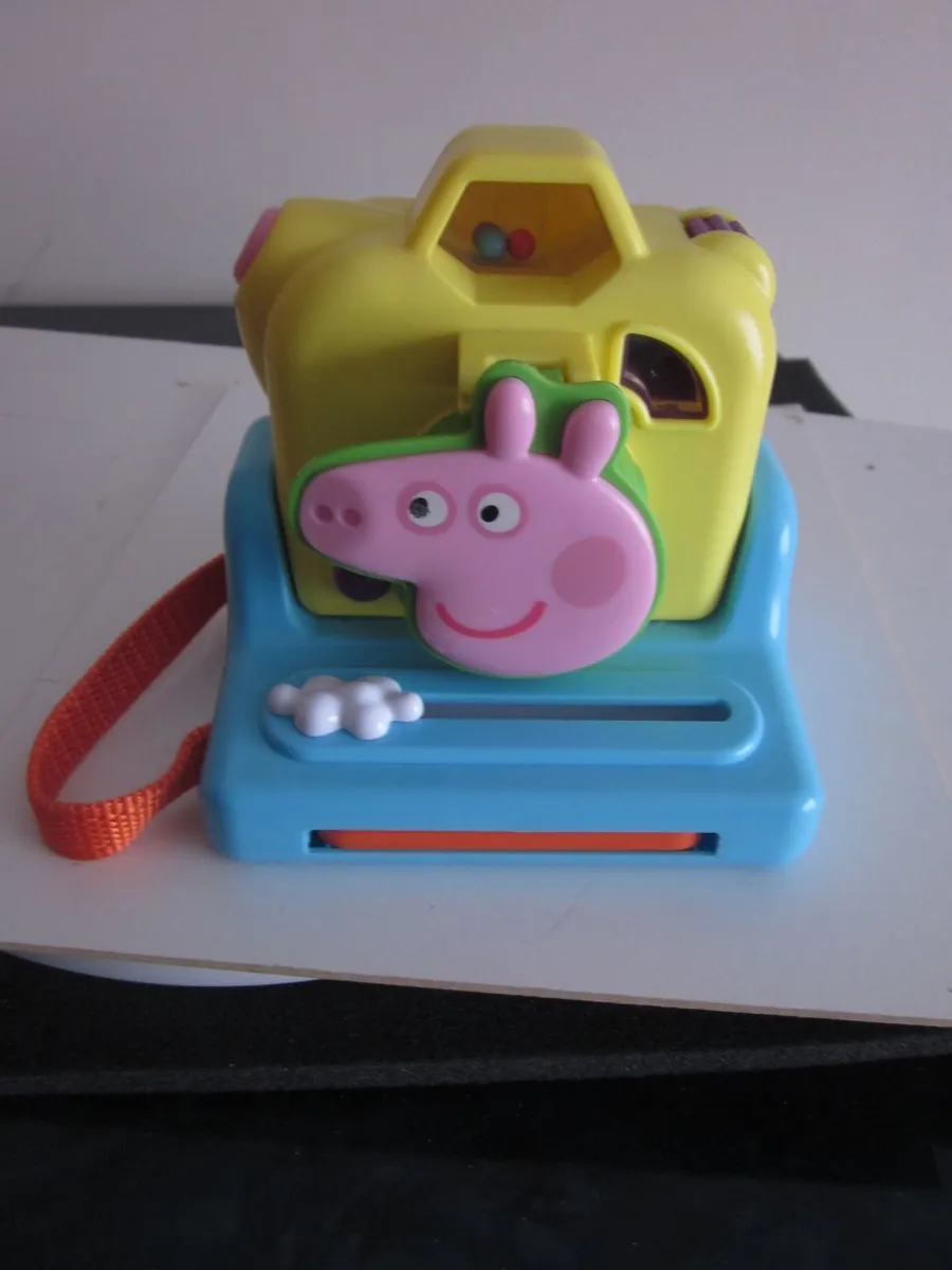 Peppa Pig Click Pic Camera - Image 1