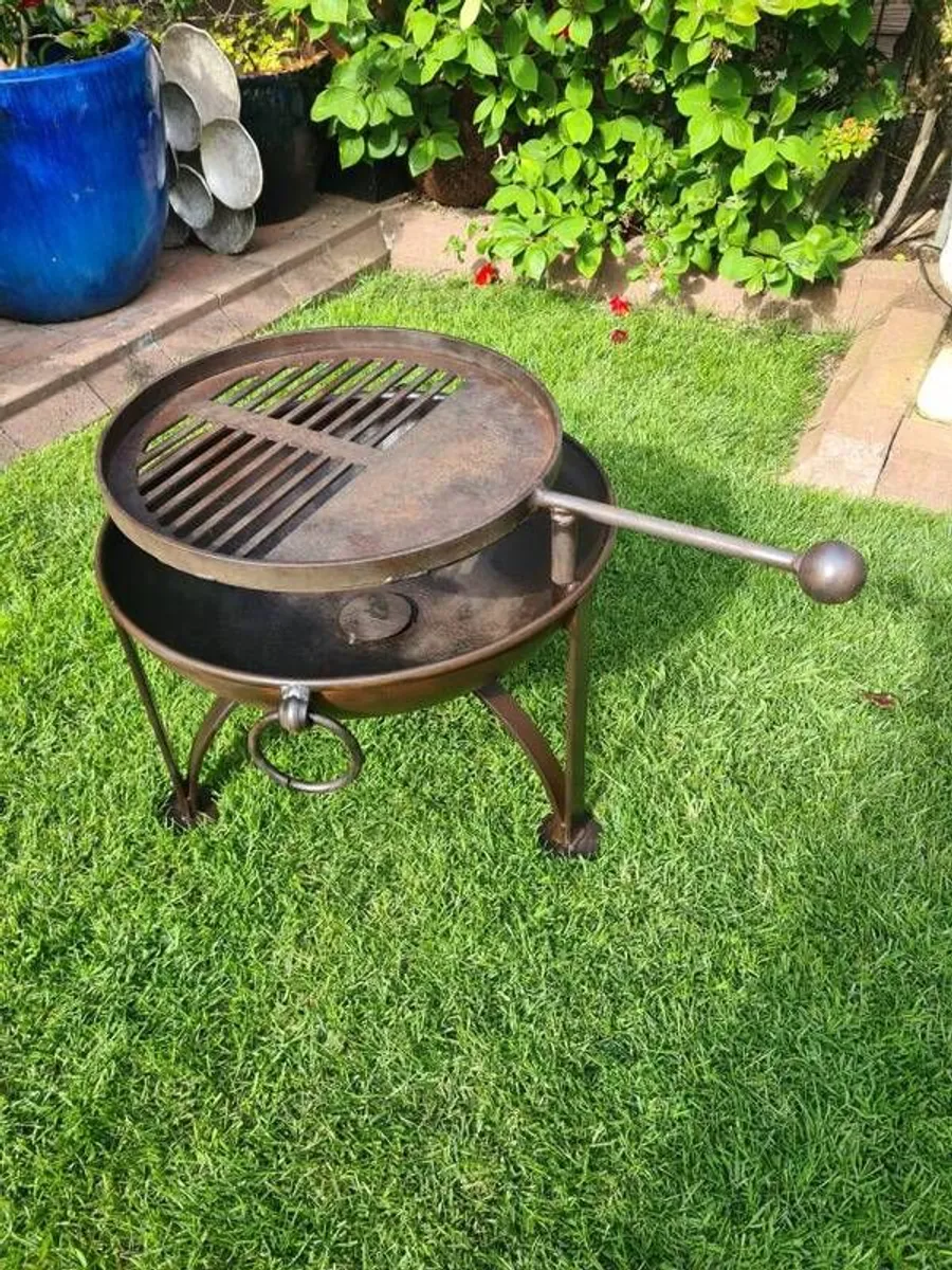 Fire Pit - Image 1