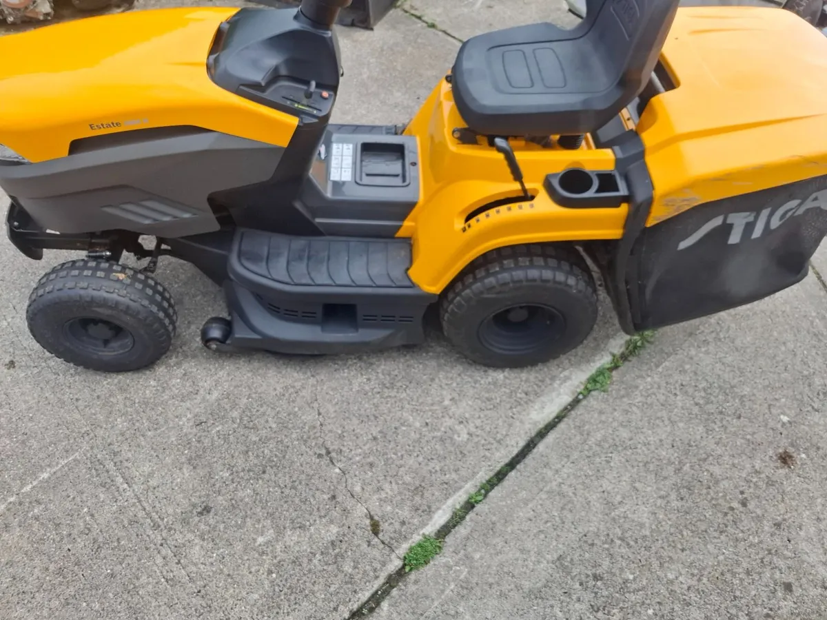 Stiga ride on mower - Image 3