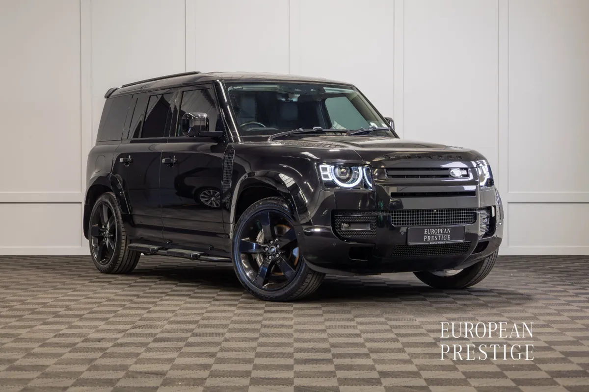 2022 Land Rover Defender D250 SE 3 Seat Commercial - Image 1