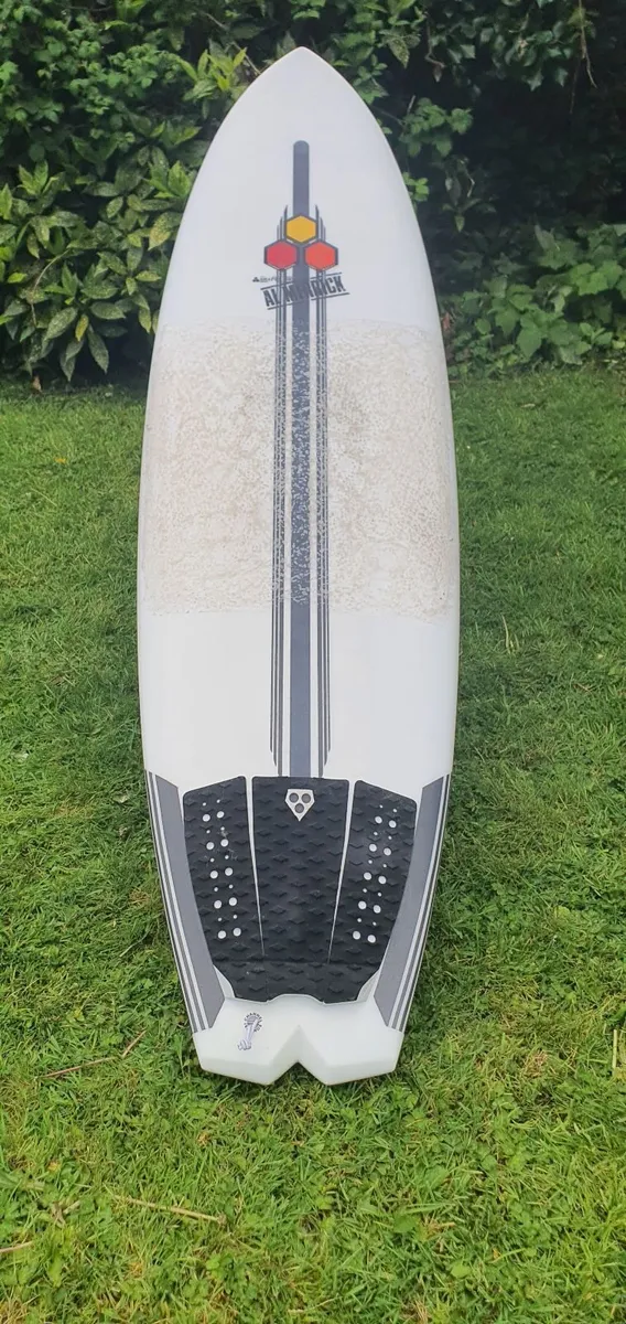 Surfboard - Image 3